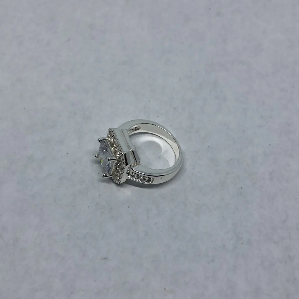 FAUX diamond engement costume ring silver tone or white gold tone
